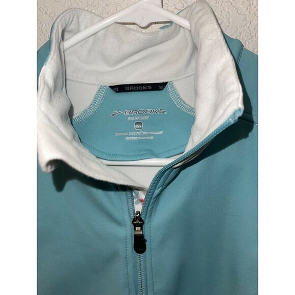 BROOKS Women's Shelter Technology Nylon Running Jacket Full Zip Size Medium P - Picture 4 of 7